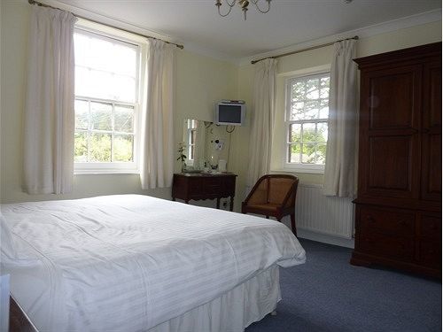 Manor Inn Galmpton エクステリア 写真